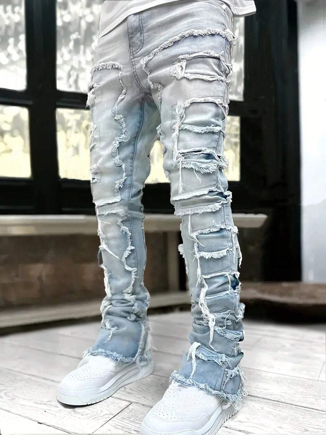 Men's Solid Distressed Denim Jeans